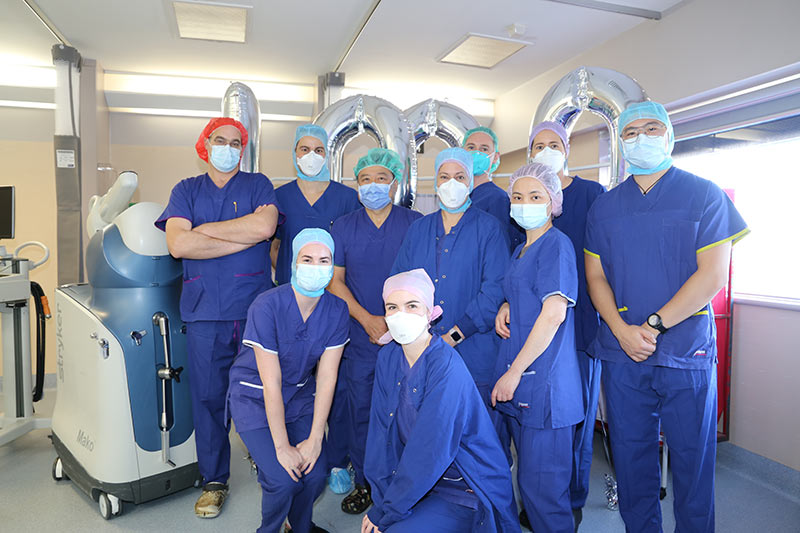 Surgeon clocks up a Mako milestone - Epworth HealthCare